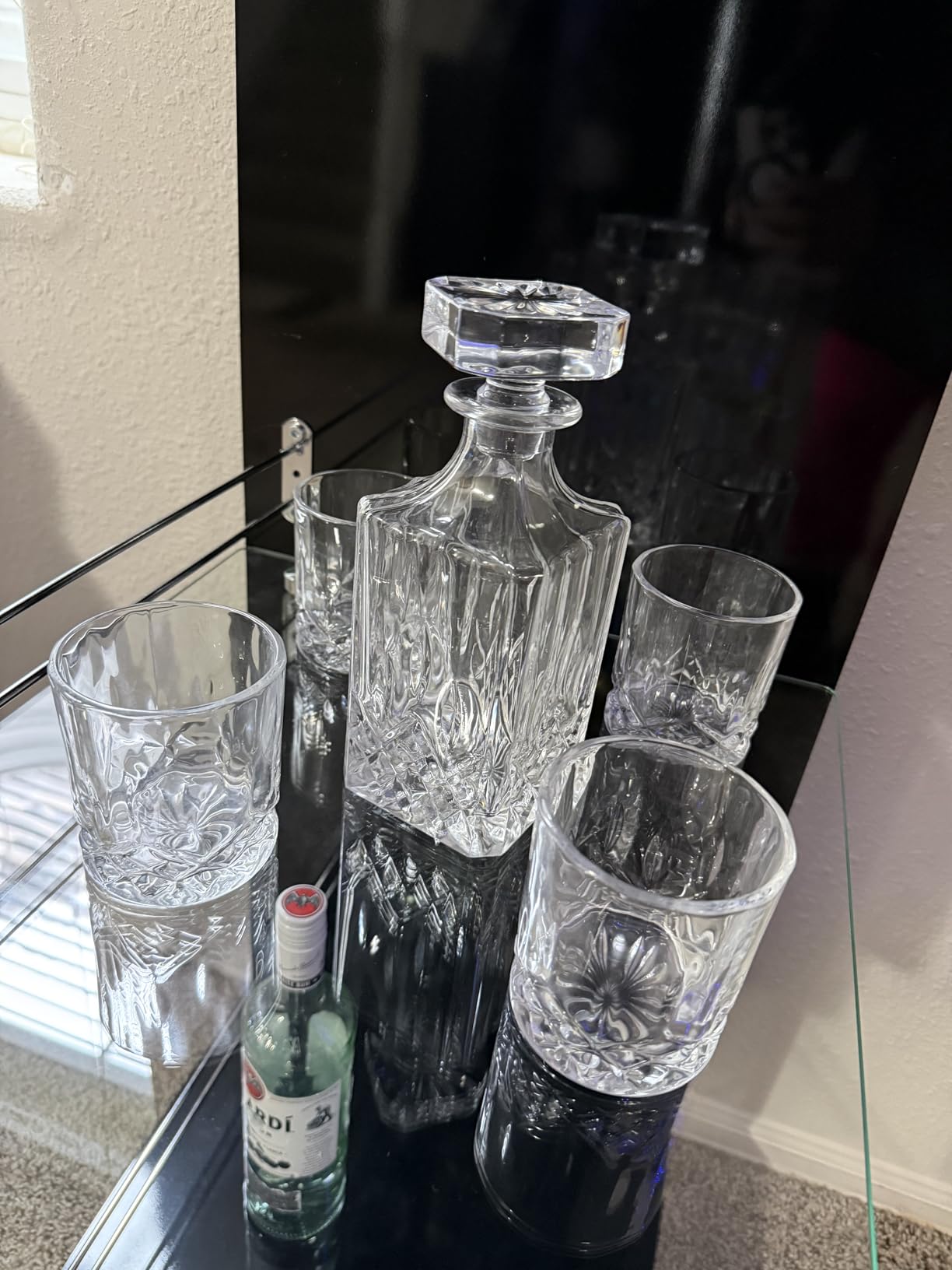 Whiskey Decanter Set for Men, 4*Crystal Whiskey Glasses(Get 4 Silicone Ice Mold Free), Lead-Free Decanter Set for Whiskey, Bourbon, Scotch, Anniversary Christmas Gifts for Dad, Husband, Whiskey Lovers customer photo 1