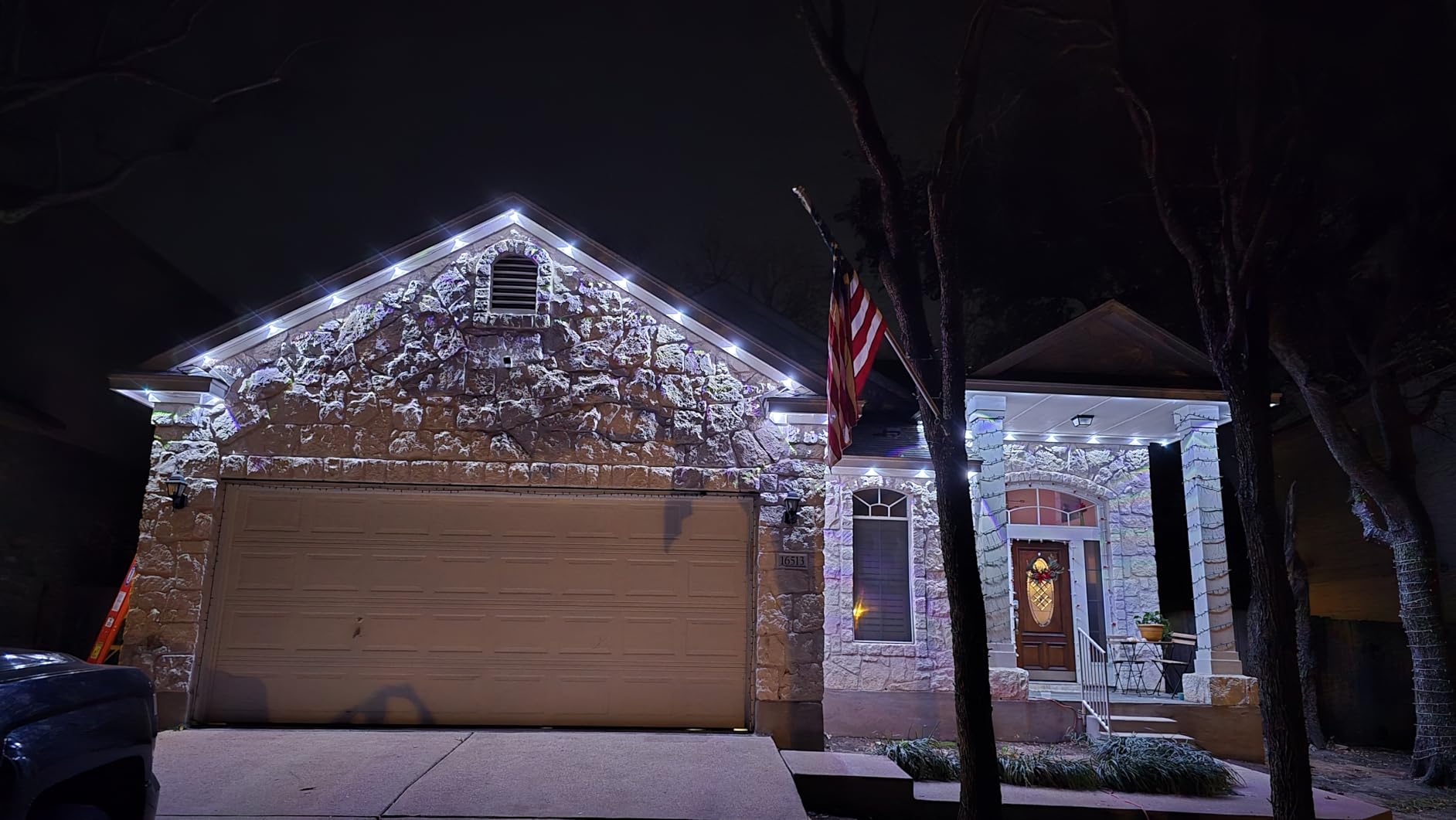 KSIPZE Permanent Outdoor Lights for House Waterproof IP67, Eaves LED Lights, Smart RGB+IC App & Button Control, 200+ Dynamic Scene Modes, For House Roof, Garden, Christmas, Party Decor customer photo 2
