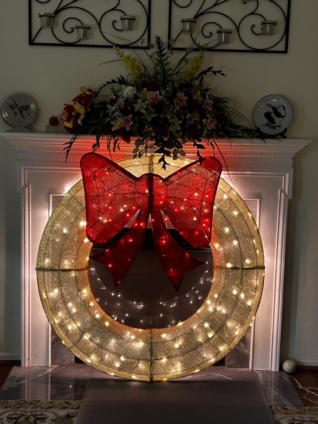 Tangkula 48 Inch Lighted Christmas Mesh Wreath, Pre-Lit Festive Wreath w/Large Bow & 200 LED Bulbs, Hooks & Zip Ties Included, Weatherproof Festive Decoration for Indoor Outdoor customer photo 1