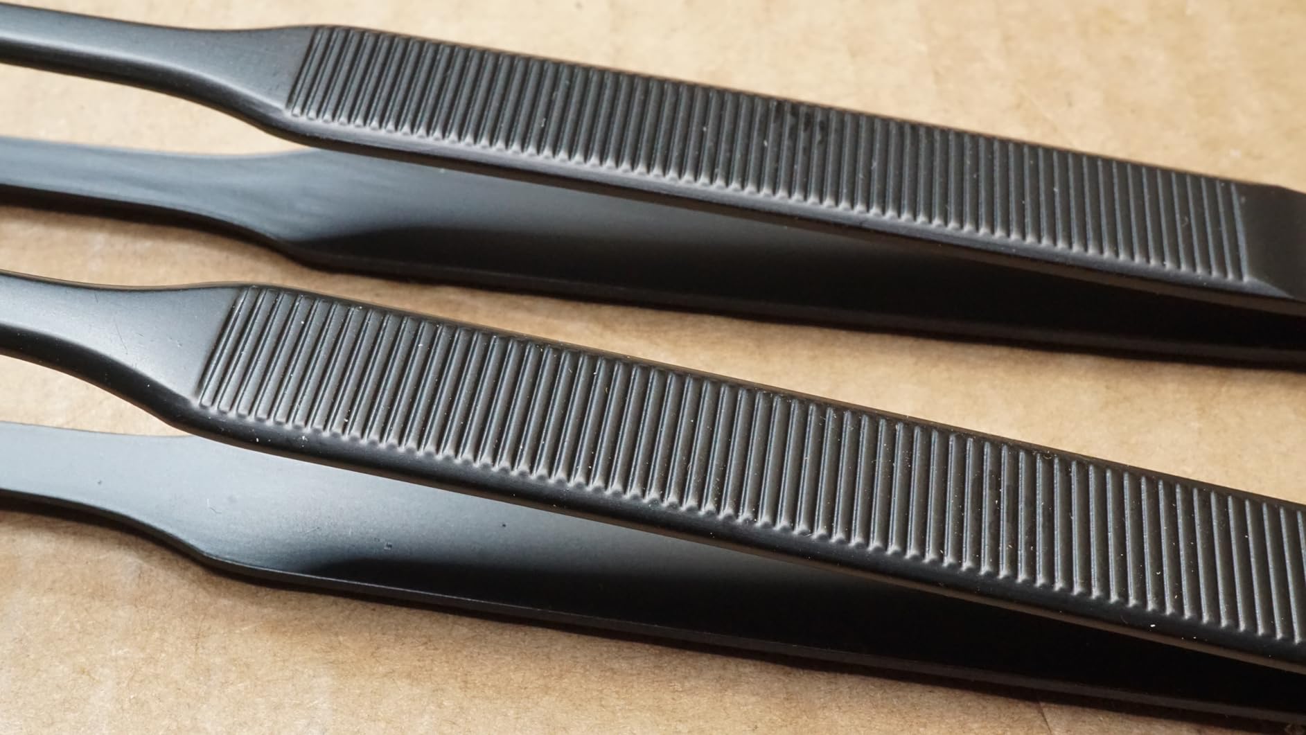 Long Tweezers for Aquascaping, 2 Pack 25cm / 9.8in Fine Tip 1mm - Tools for Aquarium Plants, Terrariums, Fish Tank & Reptile Feeding customer photo 1
