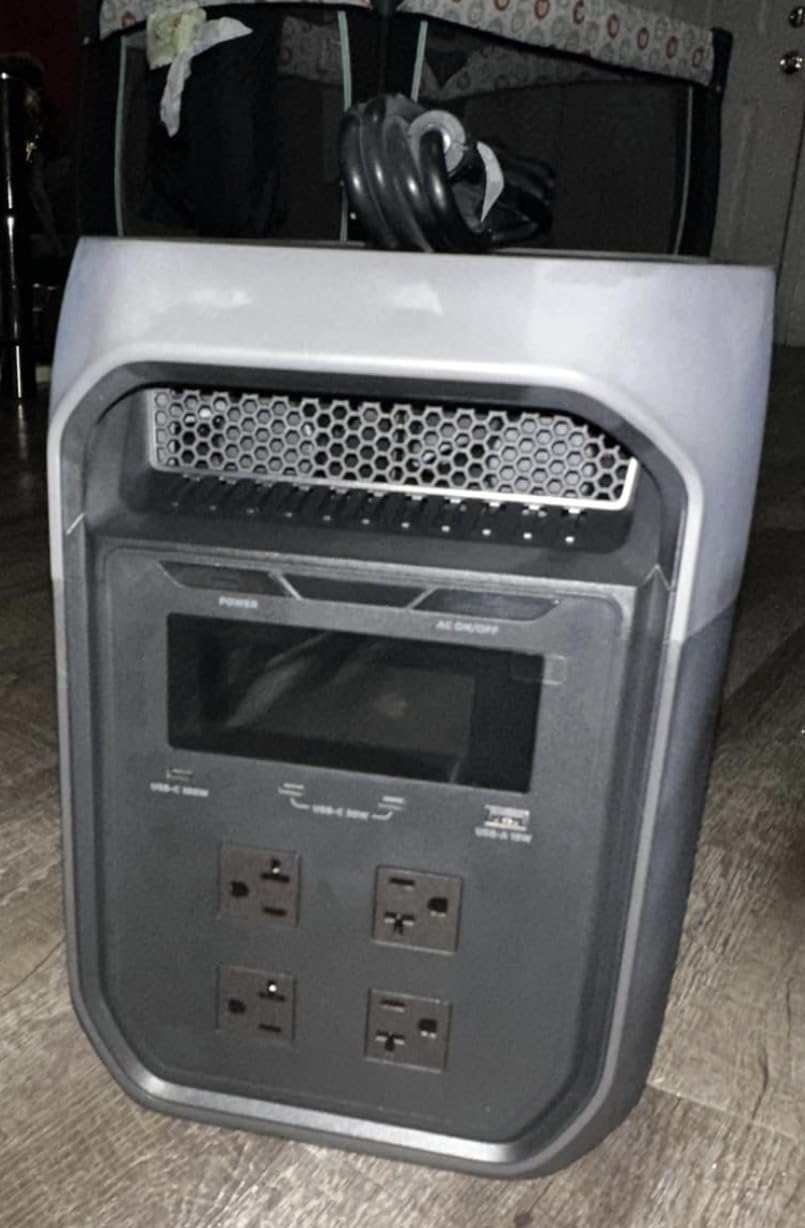 EF ECOFLOW DELTA 3 Max Portable Power Station, 2048Wh LFP Battery, 2400W | 3400W X-Boost Output, Ultra-Fast 0-80% Charging in 1.13 Hr, Home Backup & RV Camping, Solar Generator (Solar Panel Optional) customer photo 2