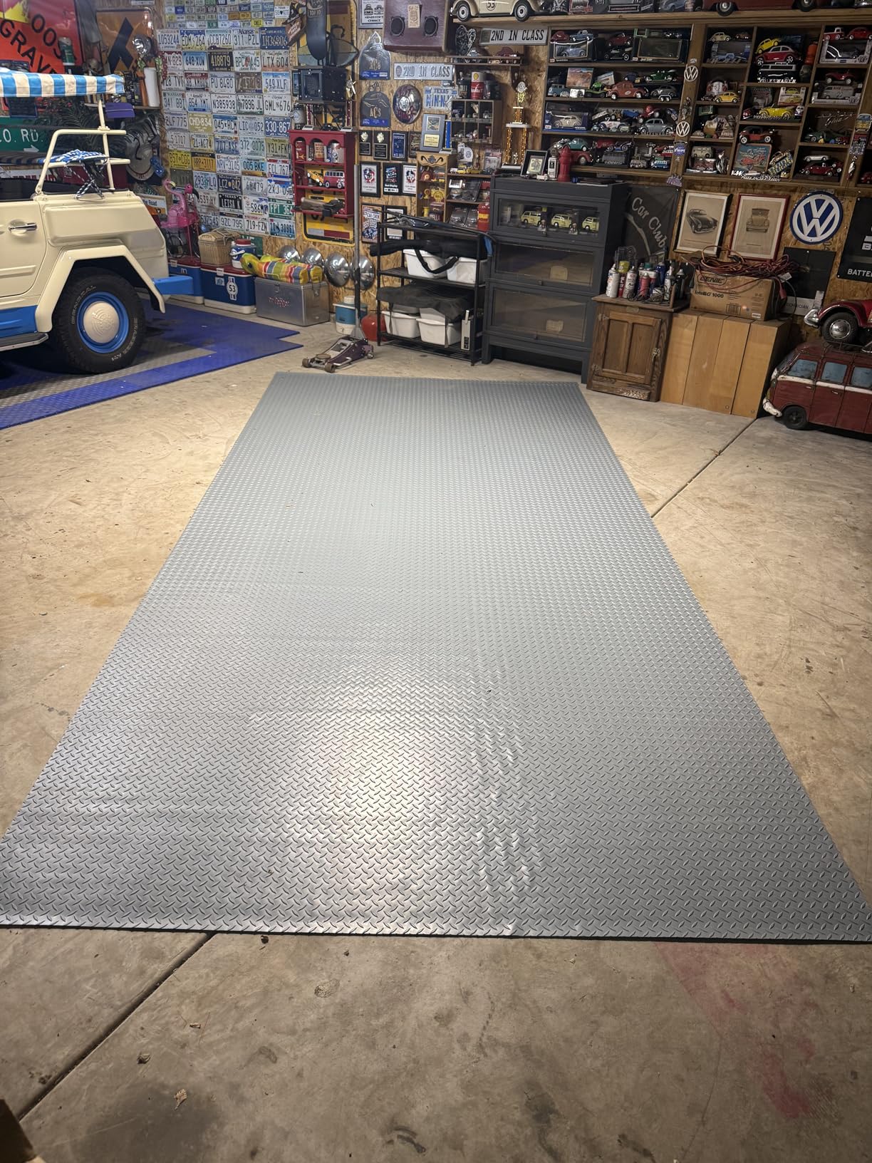 Garage Floor Mat, PVC Flooring Roll Thickened Garage Mats, Heavy Duty Parking Mat Waterproof Nonslip Floor Protector for Car, Trailer, SUV, Basement, Gym (Grey) (7 Feet x 15 Feet) customer photo 2