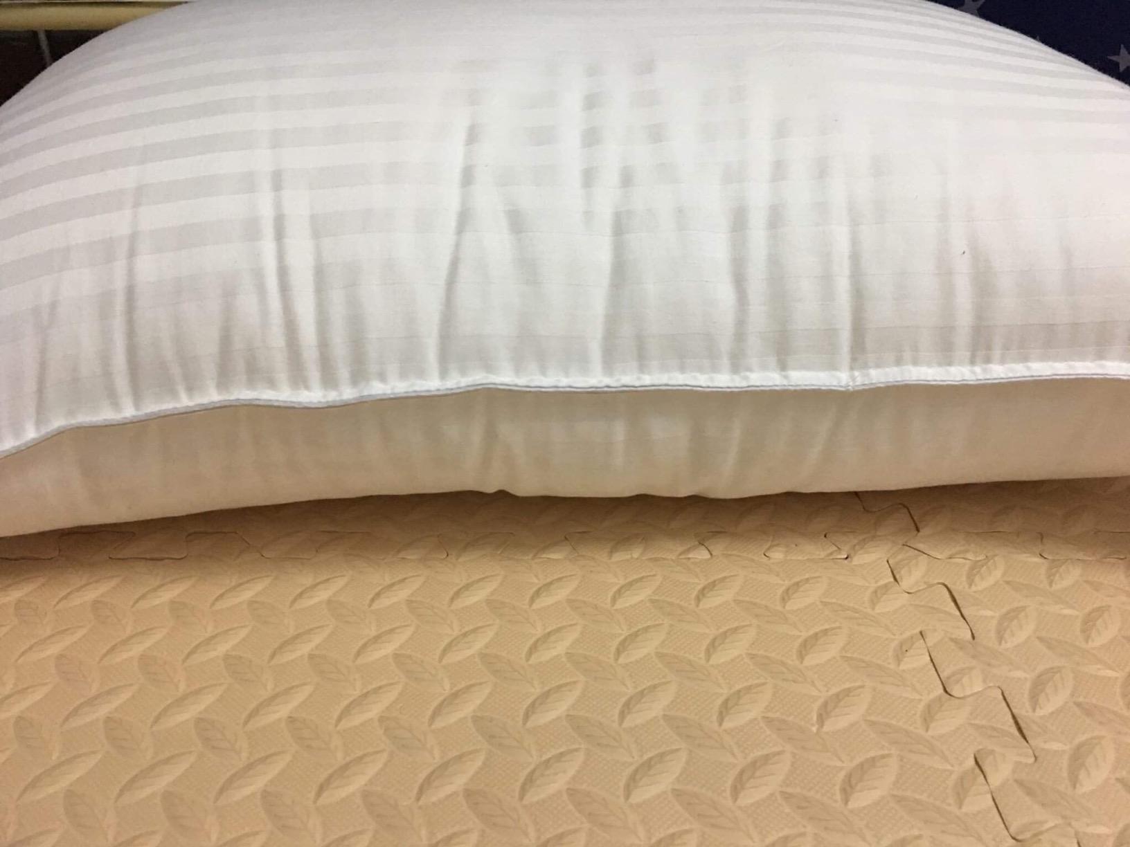 COZSINOOR Goose Down Feather Pillows Queen Size Set of 2 | Hotel Quality Soft 600 TC Cotton Cover, Fluffy Support Fill for Back, Stomach, Side Sleepers customer photo 2