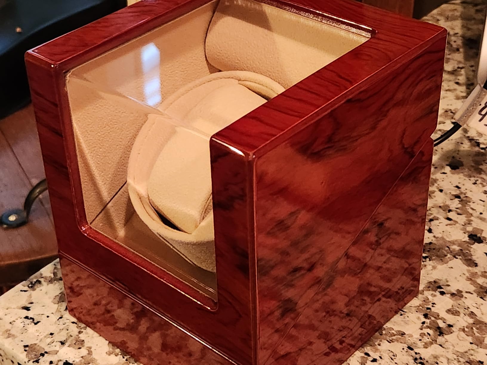 Automatic Single Watch Winder Box for Rolex and Other Watches, Wooden Watch Case with Luxury Mahogany Tone Piano Finish, Ultra Quiet Japanese Motor, Premium Watch Box for Men and Women customer photo 2