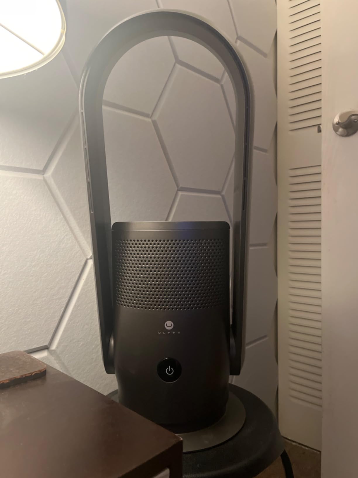 ULTTY Bladeless Tower Fan and Air Purifier in one, Quiet Tower Fan with Remote, Touch, 9 Speeds, 8H Timer, HEPA Filter 99.97%, 90° Oscillation Fans, Floor Fans Powerful for Home Office Room, Black customer photo 2