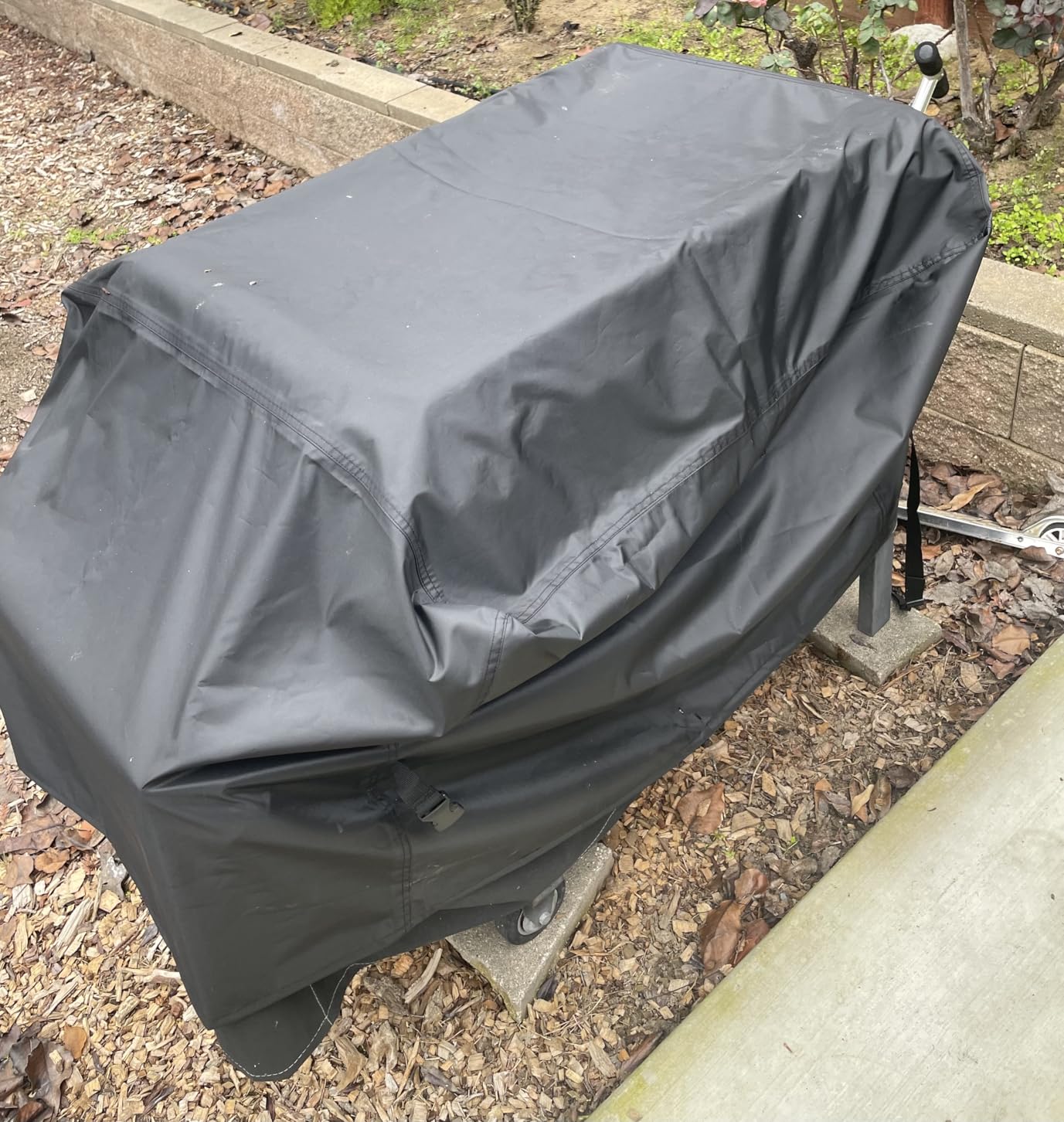 Square Fire Pit Cover 32x32x24 Inch - Heavy-Duty Taped Seam Waterproof, Windproof Drawstring & Buckle Strap, Black customer photo 1