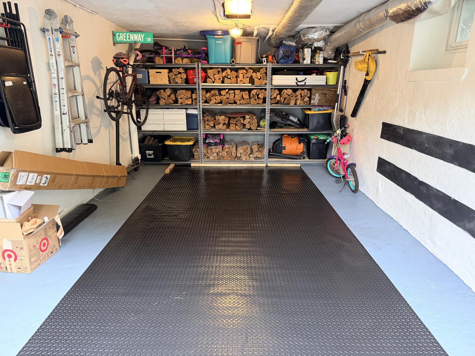 8x25 FT Garage Floor Mat, 2.8mm Thickened Flooring Roll for Under Car Diamond Plate PVC Rubber Mat with 20 Pcs Tapes, Non-Slip Floor Mat for Garage, Warehouse, Gyms, Trailer, Black customer photo 1