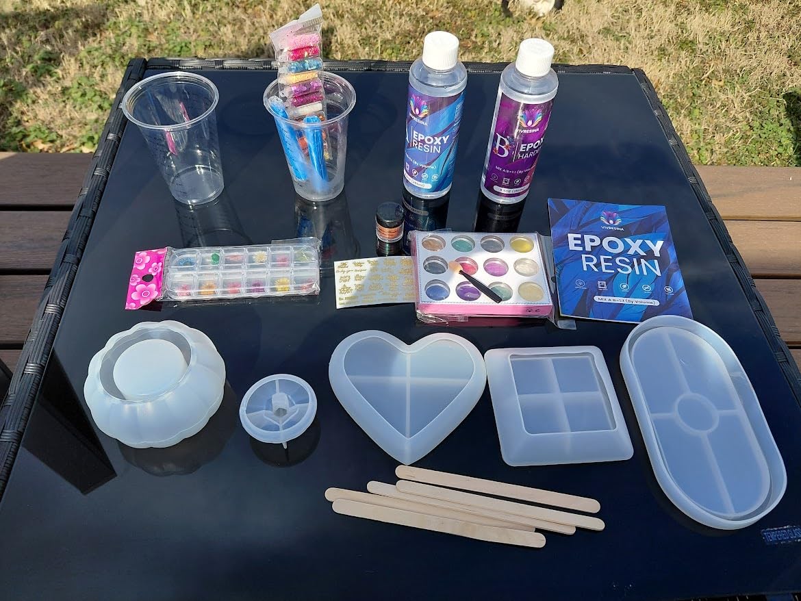 Vivresina Epoxy Resin Kit with Molds 17 OZ, Complete Set for Beginners | Crystal Clear Resin Kit with Mica Powders, Glitters, Dried Flowers and Molds for Adults Crafts Kits, Art DIY Gift customer photo 2