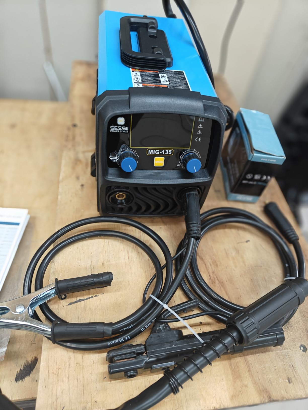 SEESII 135A MIG Welder 110V - 3-in-1 Gasless Flux Core/Lift TIG/Stick Welding Machine, 7.7lbs Portable IGBT Inverter, Large Digital Display Multi Process Welder customer photo 1