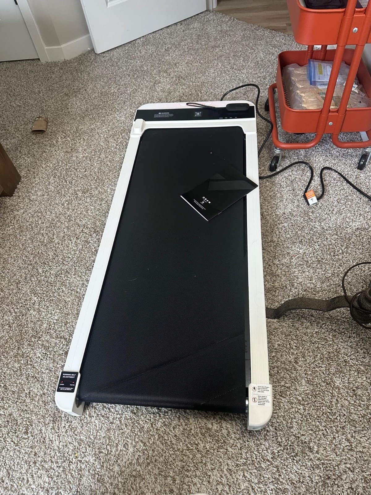 MERACH NovaWalk W50 TrekPad, 12% Auto Incline Walking Pad Treadmill customer photo 2