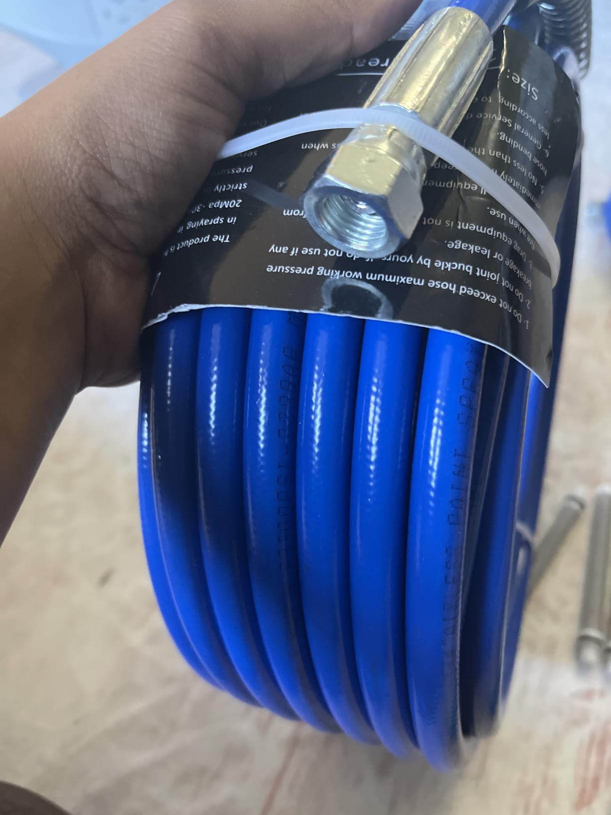 25PCS 3600PSI Airless Paint Sprayer Gun kit with 50Ft High Pressure Hose | 4.92Ft High Pressure Hose, 6PCS Reversible Spray Tips & 6PCS Filters & 4PCS Extension Rod & Guide Tool & 2PCS Nozzle Seat customer photo 1