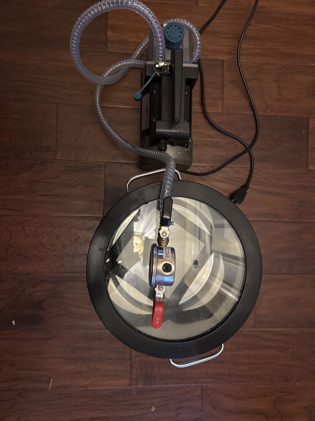 OMT 1.5 Gal Vacuum Chamber & 3.5 CFM Pump Kit for Resin Degas, Blue | Safe Overheat Protection. 1/4HP Pump Pulls to 37.5 Microns. SS Pot with 0.5