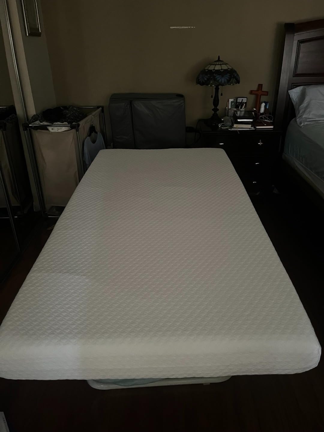 Neo Sleep Queen 12 Inch Hybrid Pocket Spring Mattress, Motion Isolation | Pressure Relief, Medium Feel, Edge Support, Individually Wrapped Pocket Spring, Slip Resistant Cover, CertiPUR-US Certified customer photo 2
