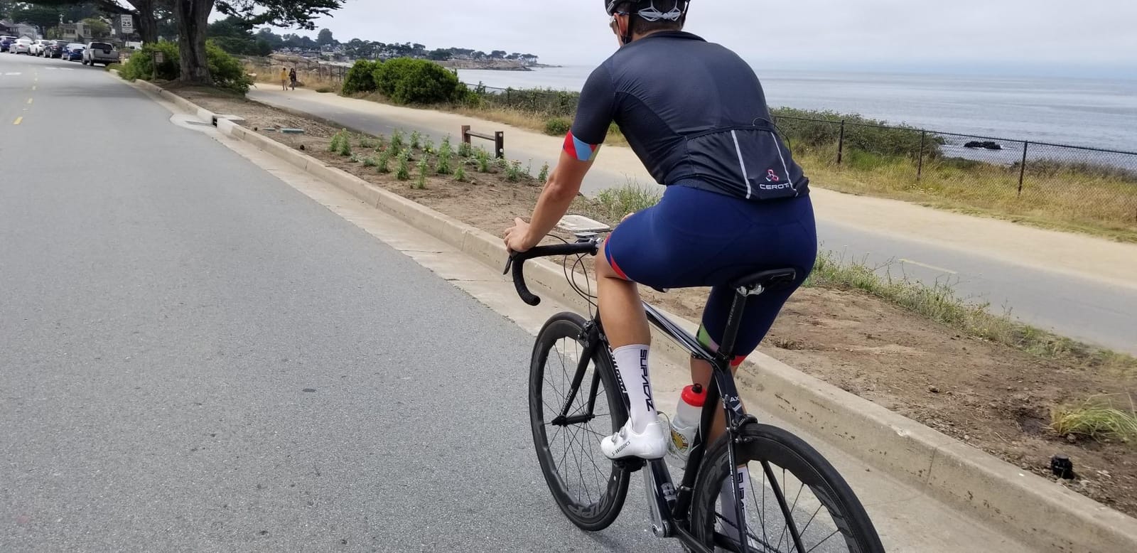 CEROTIPOLAR Men's Pro Aero Cycling Bib Shorts with 2 Side Pockets customer photo 1