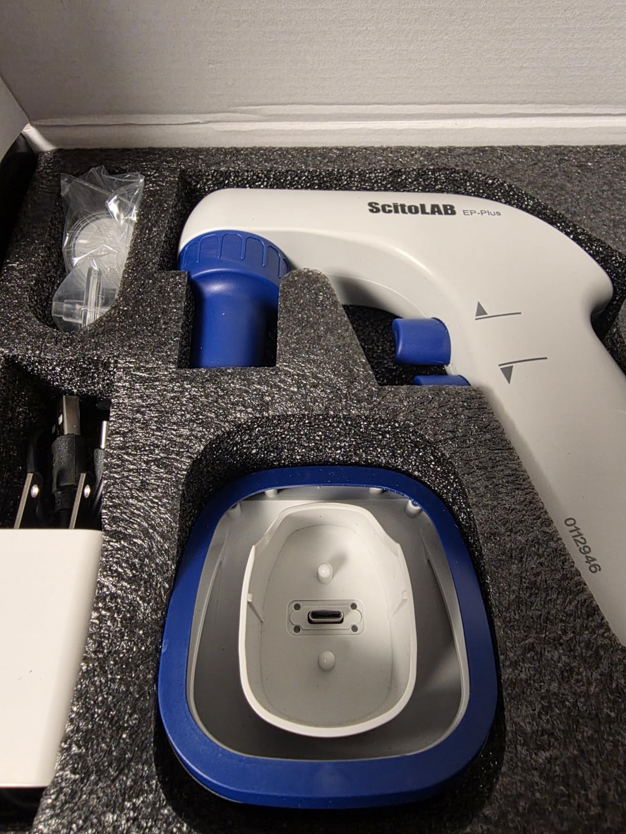Lab Electric Pipette Controller, 0.1-100ml Motorized Pipette customer photo 2
