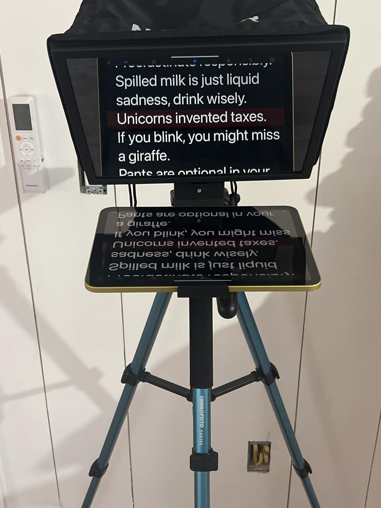 NEEWER X11 2 in 1 Teleprompter 11