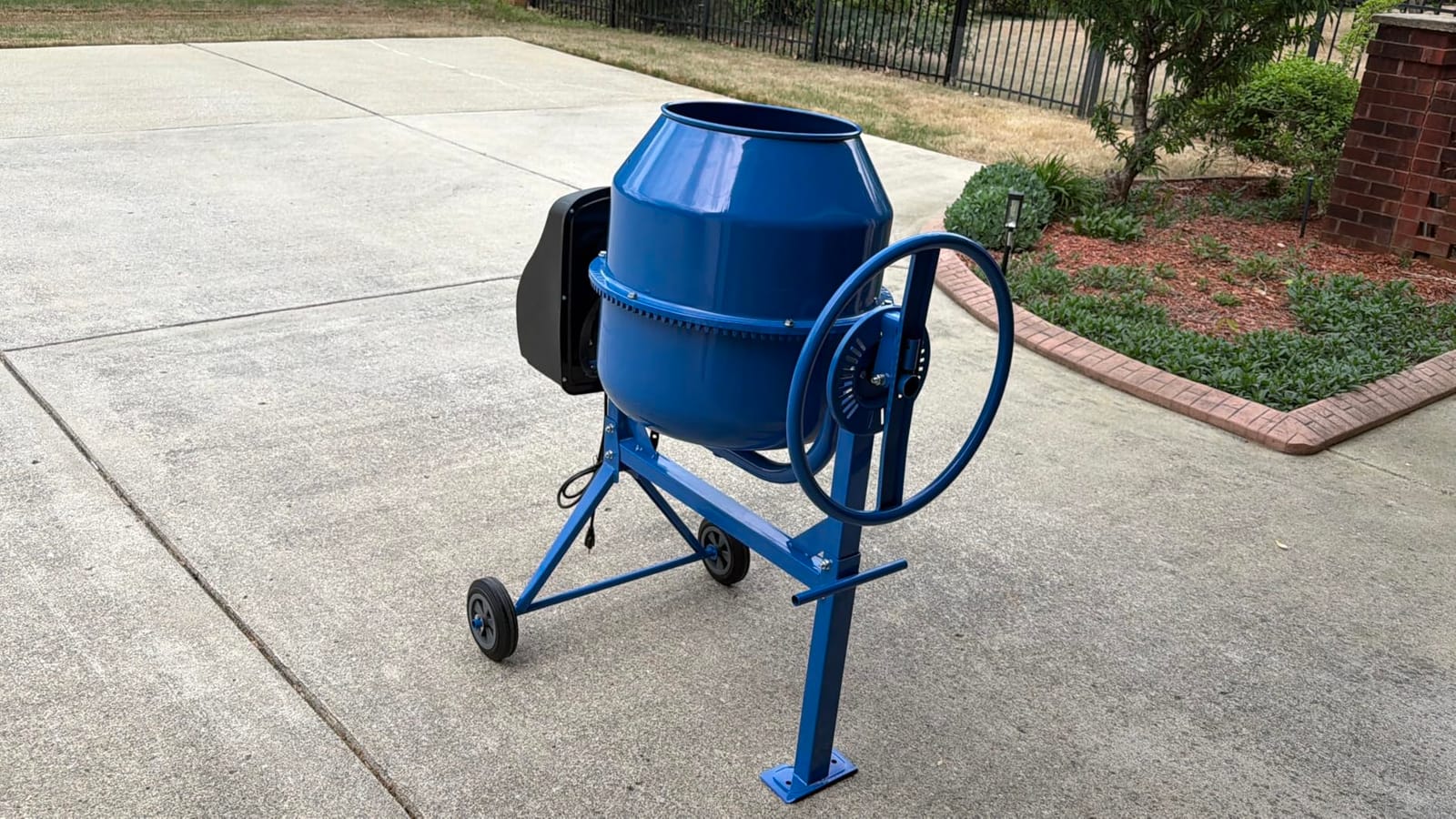 LDHTHOPI Concrete Mixer 5.3 Cu.Ft. - 750W (1HP) Heavy Duty Portable Concrete Mixer with Wheel & Stand for Mortar, Stucco, Fodder - Industrial Cement Mixing Machine, Orange customer photo 1