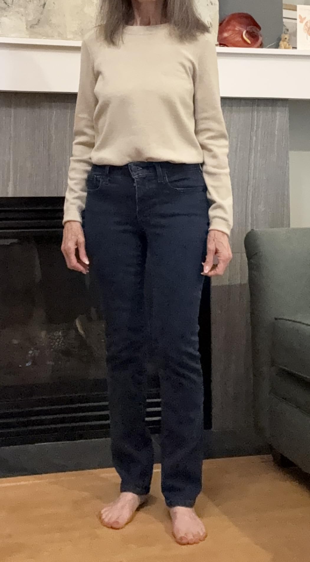 Arach&Cloz Women's 100% Merino Wool Long Sleeve Crew Neck Fall Work Sweater customer photo 1