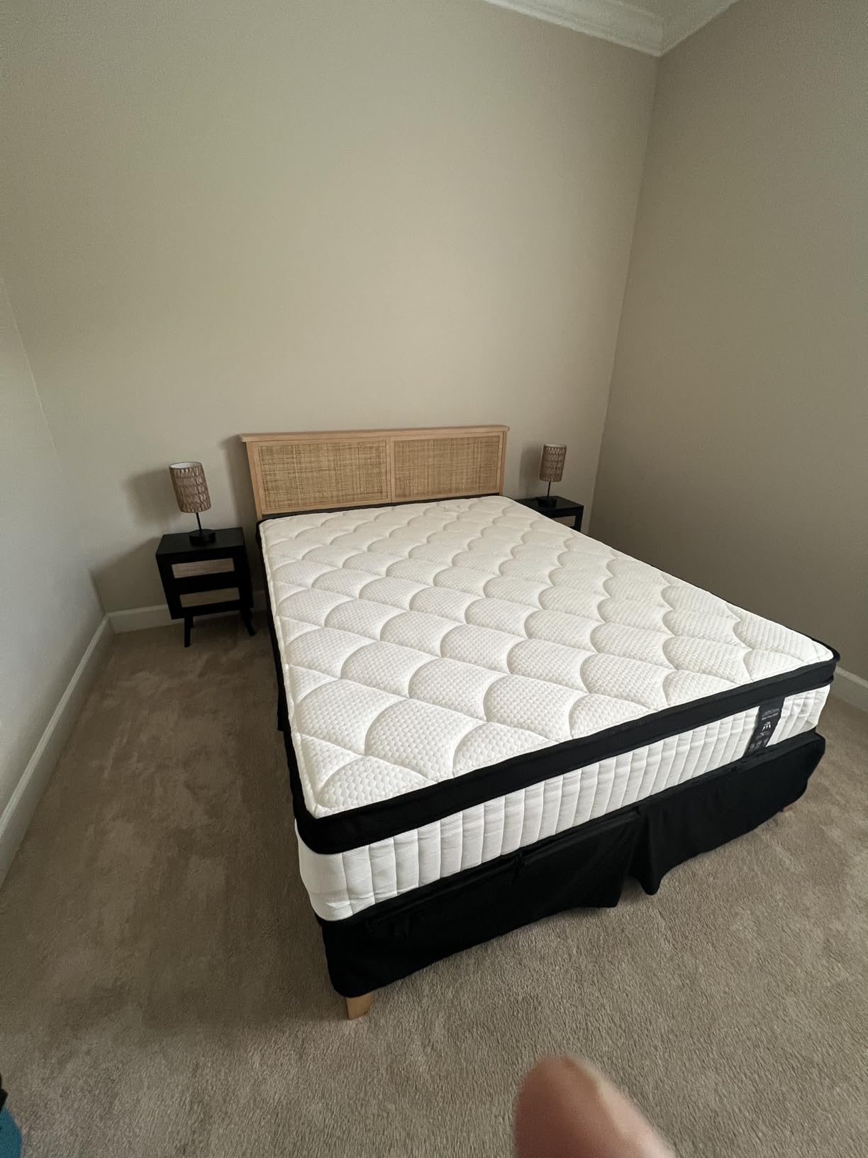Mattress Queen Size, 12 Inch Hybrid Queen Mattress in a Box, Medium Firm | Queen Size Mattress with Cooling Gel Memory Foam & Pocket Springs, Pressure Relief, Motion Isolation, Edge Support, Pillow Top customer photo 1