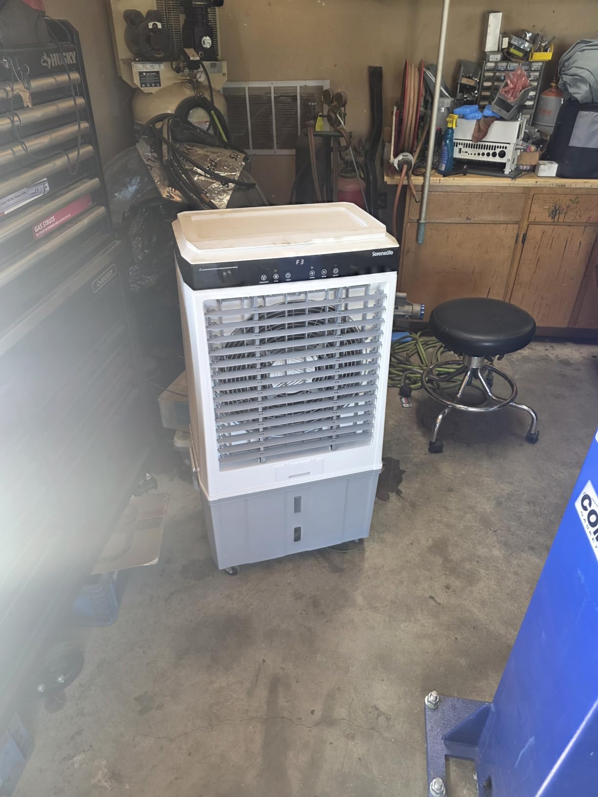 SereneLife Portable Swamp Cooler with 12000 CFM Power - Industrial Evaporative Air Cooler for Large Indoor & Outdoor Spaces, 150 L Tank, 60° Oscillation, 12-Hour Timer, Wi-Fi & Remote Control customer photo 1