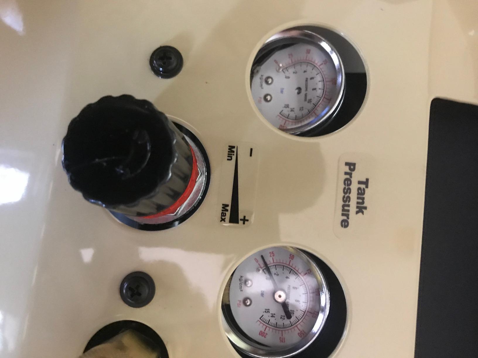 Ingersoll Rand 42672949 2 HP Portable Twin-Stack Air Compressor customer photo 1