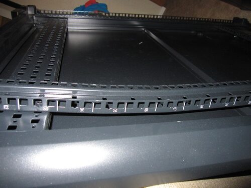 StarTech 12U 19in Enclosed 4-Post Server Cabinet, 29in Deep, 1764lb/800kg customer photo 2