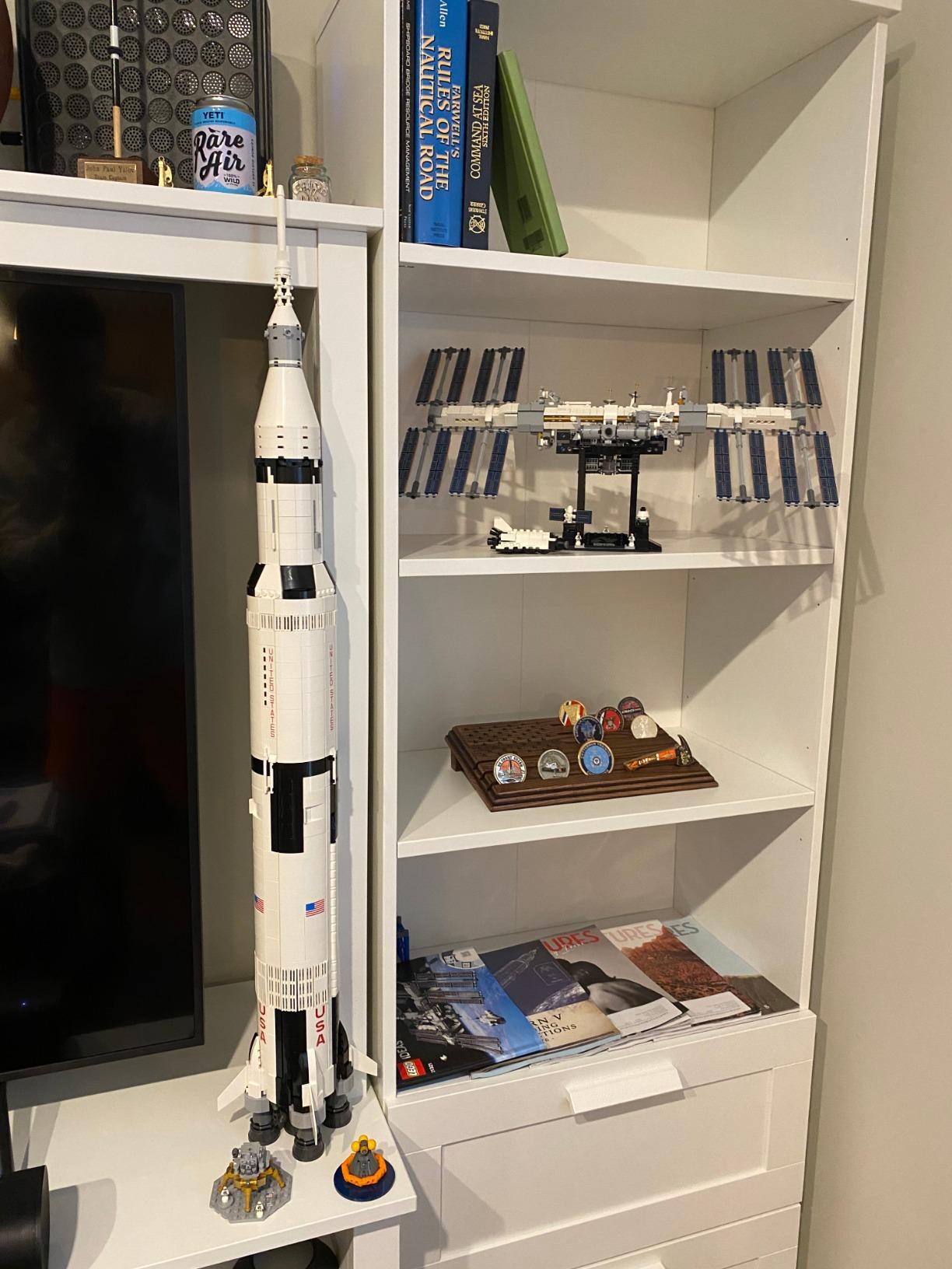 LEGO Ideas NASA Apollo Saturn V 92176 Outer Space Model Rocket for Kids and Adults, Science Building Kit (1969 Pieces) customer photo 2