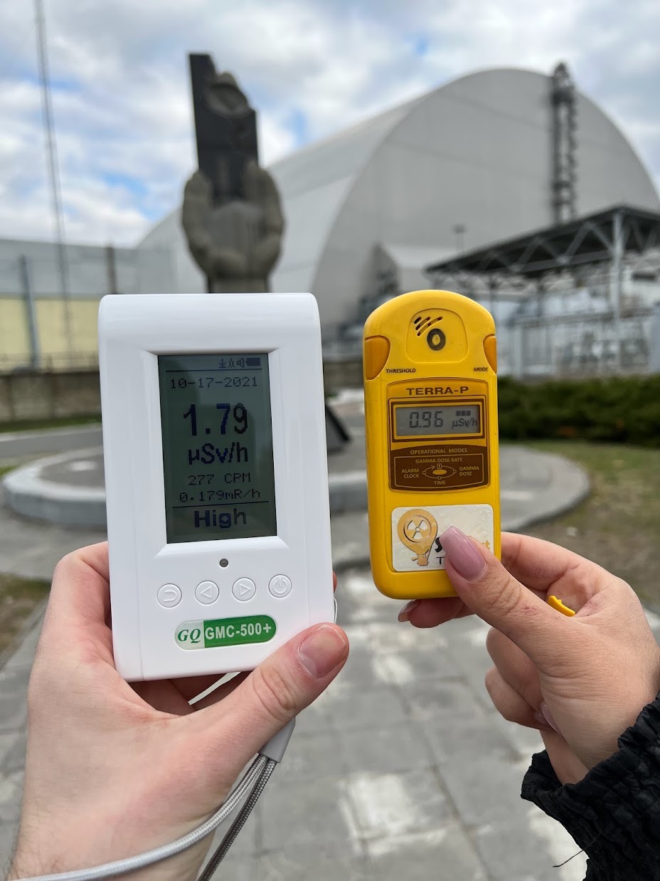 GQ GMC-500 Geiger Counter Nuclear Radiation Detector Beta Gamma X-Ray Dosimeter customer photo 2