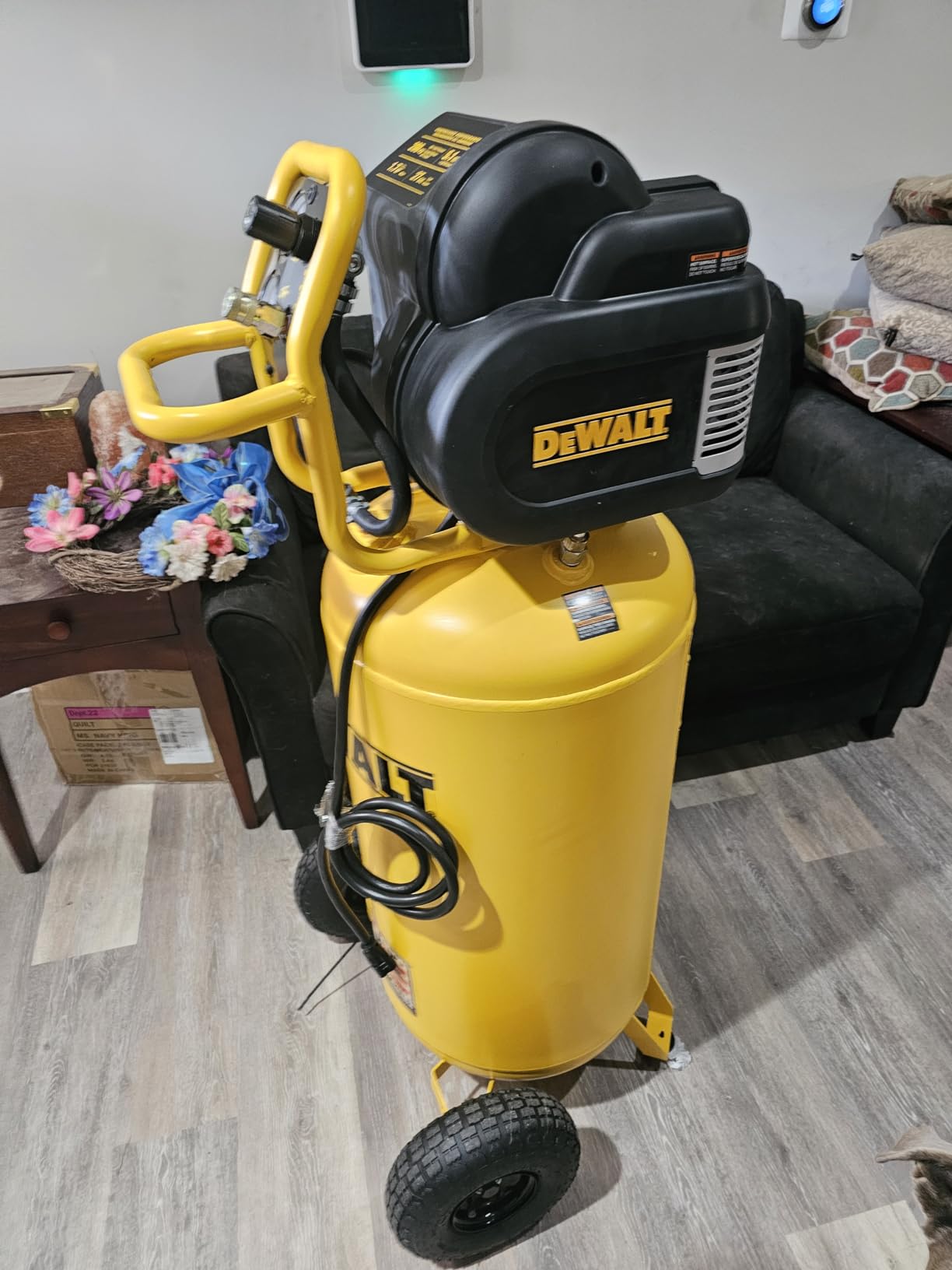 DEWALT 27-Gallon Vertical Portable Air Compressor (DXCM271.COM) customer photo 1
