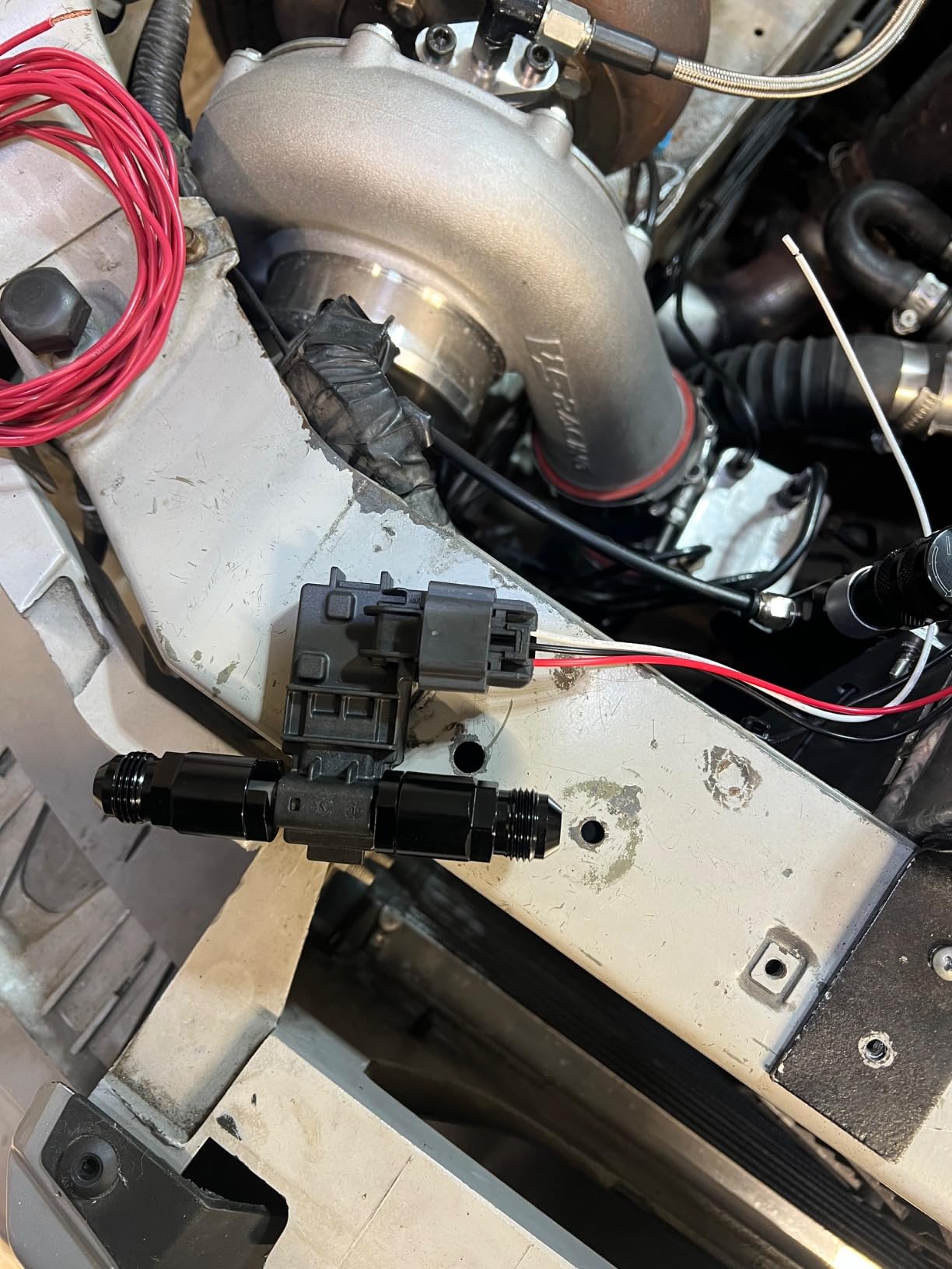 Quick Disconnect Fuel Rail Line EFI Adapter Fitting LS LS1 LS3-6 AN to 3/8
