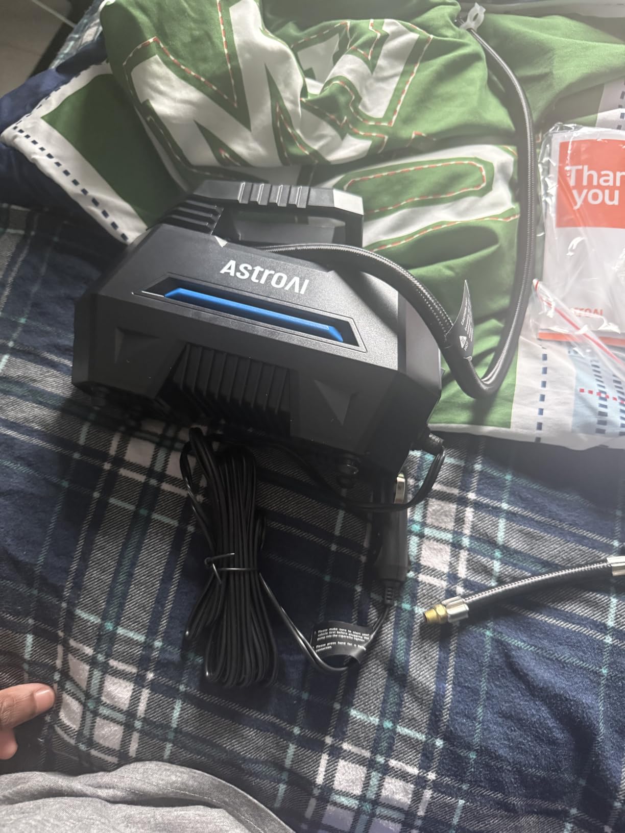 AstroAI AIRUN H Tire Inflator Portable Air Compressor, 12V DC Tire Inflator, Auto Shut-Off with Digital Pressure Gauge & LED Light, Fast Inflation for Car, Motorcycle, Bike Tires, 9.8Ft Cord, Blue customer photo 1