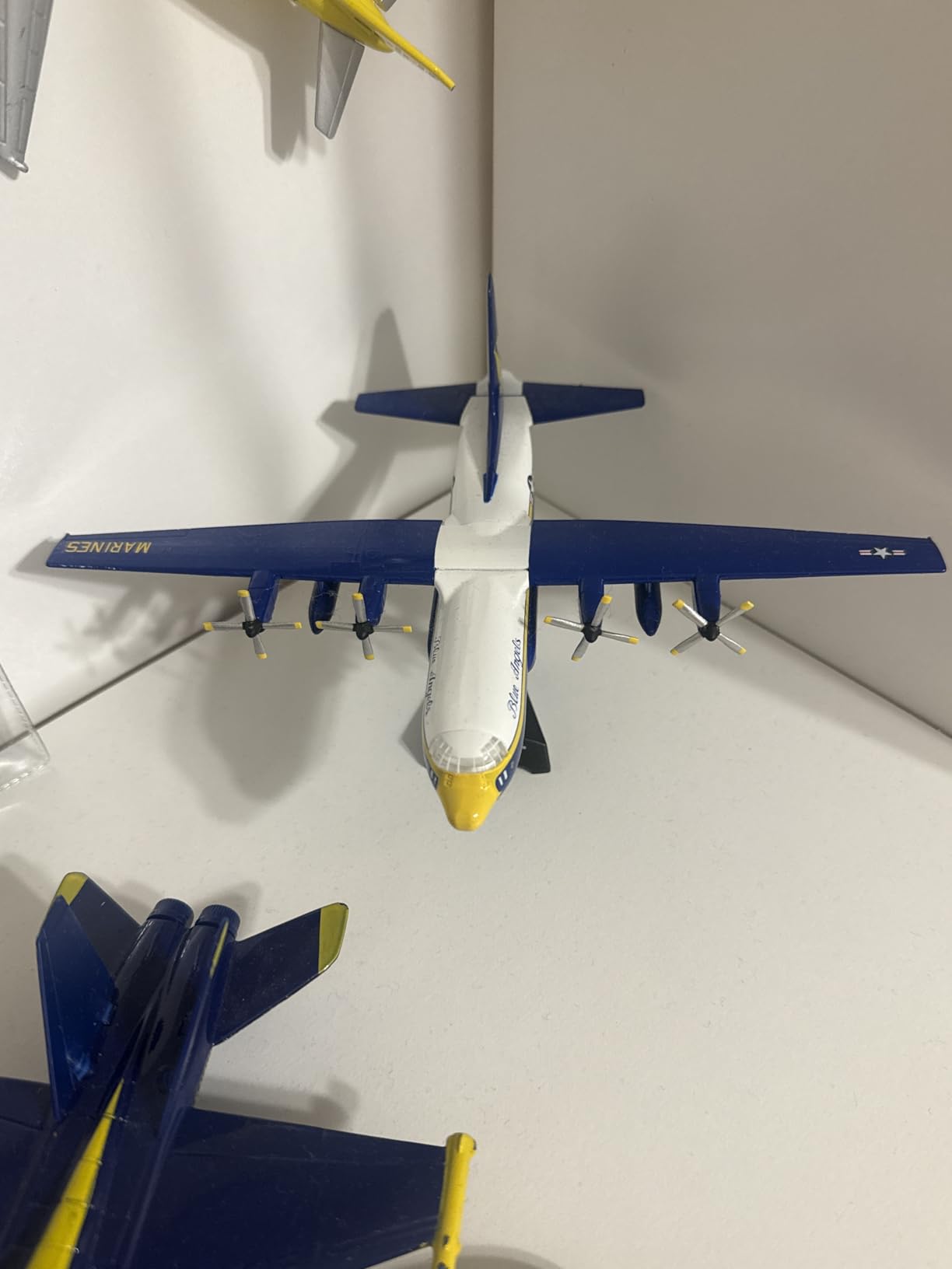 Daron Postage Stamp Blue Angels C121J (L-1049G) 1/300 customer photo 2