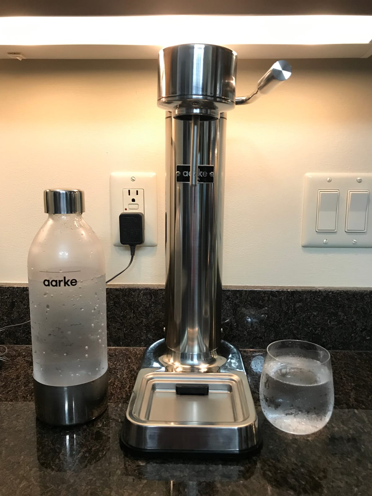 Aarke Carbonator 3 - Premium Sparkling Water Maker, Stainless Steel | Stainless Steel, Cordless Soda Maker for Home, Carbonated Water Machine, BPA-free PET Bottle Included customer photo 2
