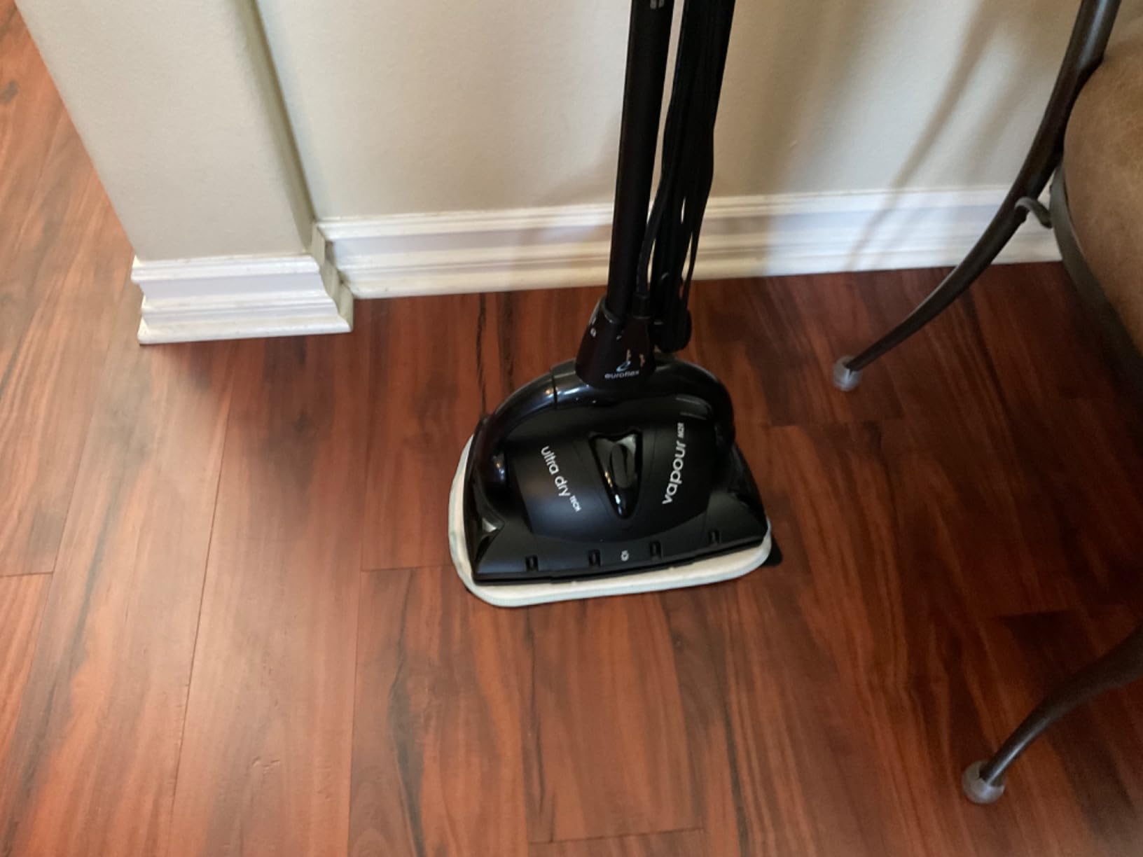 Euroflex Vapour Premium Steam Mop, 9-Piece Set, Ultra Dry Steam Technology customer photo 1