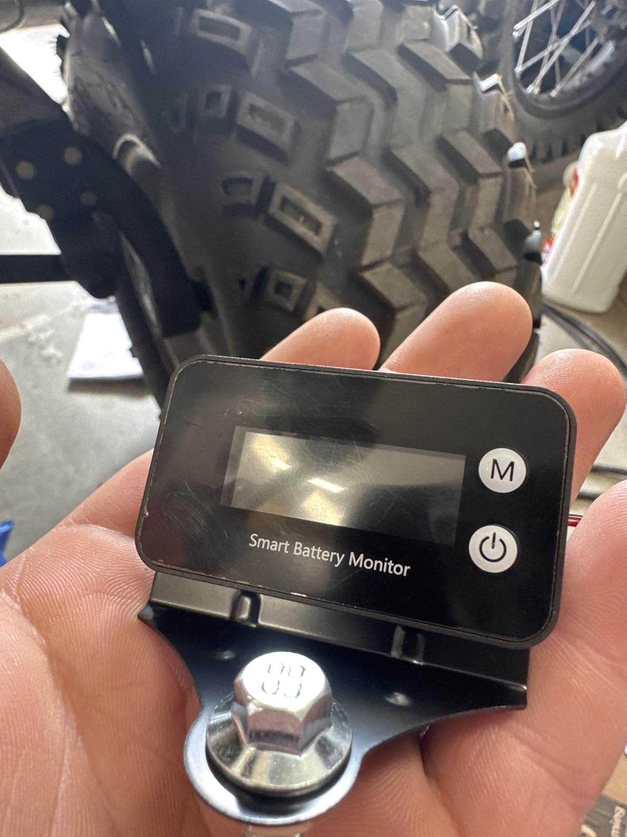 IPX7 Waterproof 7-100V Battery Monitor with Bracket,Temp & Buzzer Alarm customer photo 2