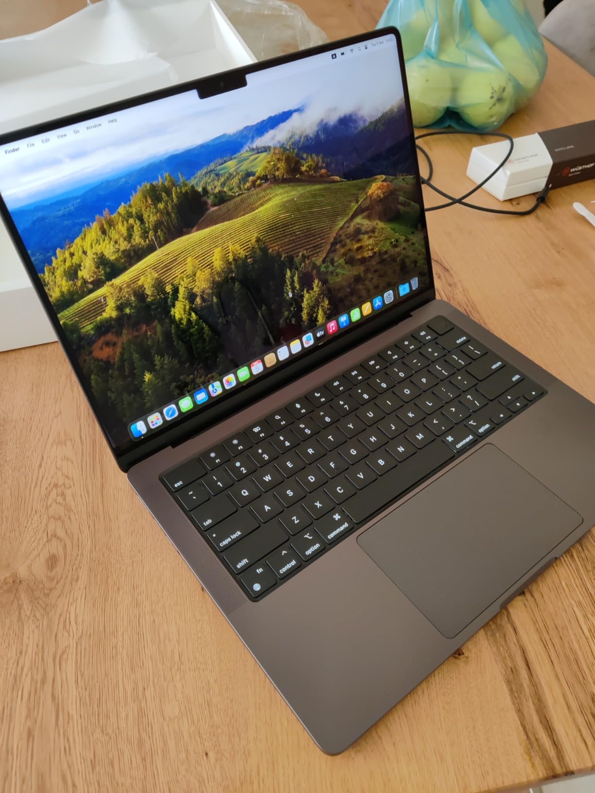 Apple 2023 MacBook Pro Laptop M3 Pro chip with 11‑core CPU, 14‑core GPU: Built for Apple Intelligence, 14.2-inch Liquid Retina XDR Display, 18GB Unified Memory, 512GB SSD Storage; Silver customer photo 2