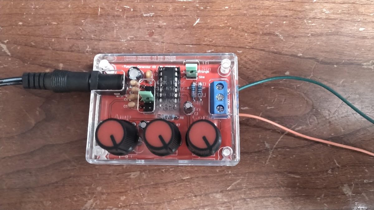 High Precision Function Signal Generator DIY Kit XR2206 Adjustable Frequency Amplitude Module Sine Triangle Square Output 1Hz-1MHz DC 9-12V customer photo 2