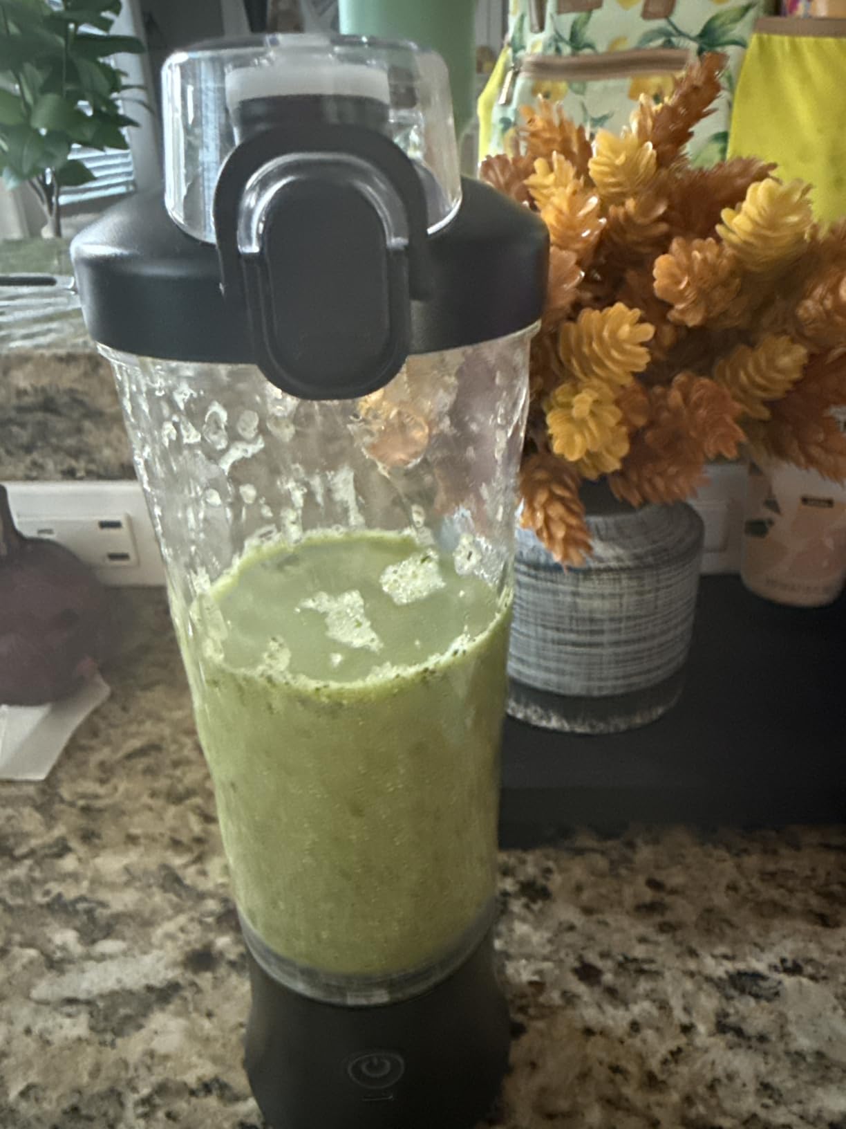Portable Blender Personal Juicer for Shakes Smoothies with Insulated Sleeve customer photo 2