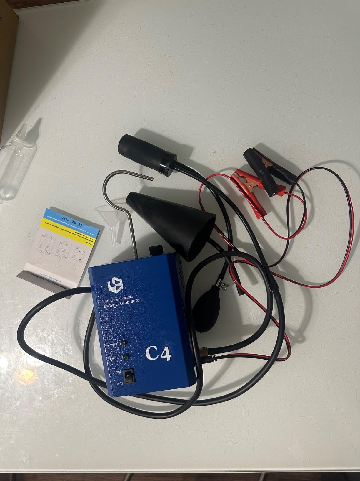 Smoke Machine Automotive Leak Detector, Smoke Machines Leak Tester for All 12V DC Vehicles in Vacuum,Fuel Diagnostic Pipe System,Built-in Air Pump (Oil Not Included) customer photo 1