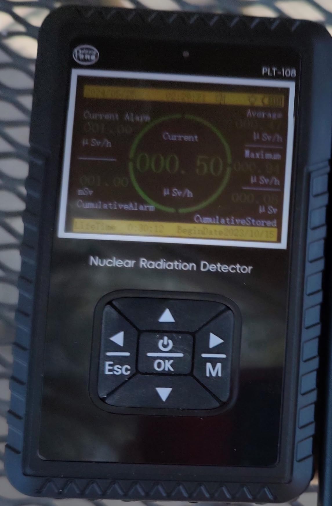 Geiger Counter Nuclear Radiation Detector - Portable Handheld Beta Gamma X-ray Radiation Monitor Meter, Nuclear Wastewater, Seafood Detection Radiation Dosimeter with LCD Display,Rechargeable customer photo 2