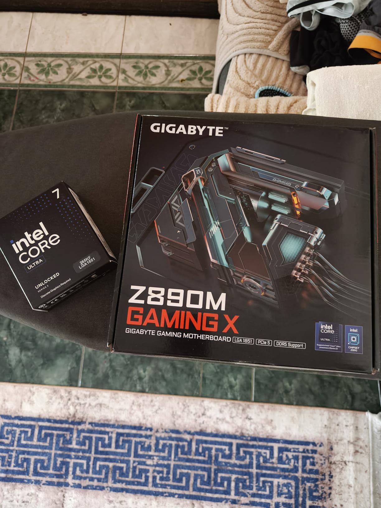 Intel Core Ultra 7 Desktop Processor 265KF - 20 cores (8 P-cores + 12 E-cores) up to 5.5 GHz customer photo 2