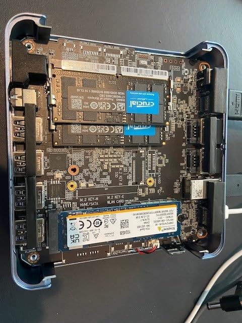 GEEKOM AX8 Max Silent Mini PC, Ryzen 7 8745HS, DDR5 16GB 1TB SSD customer photo 2
