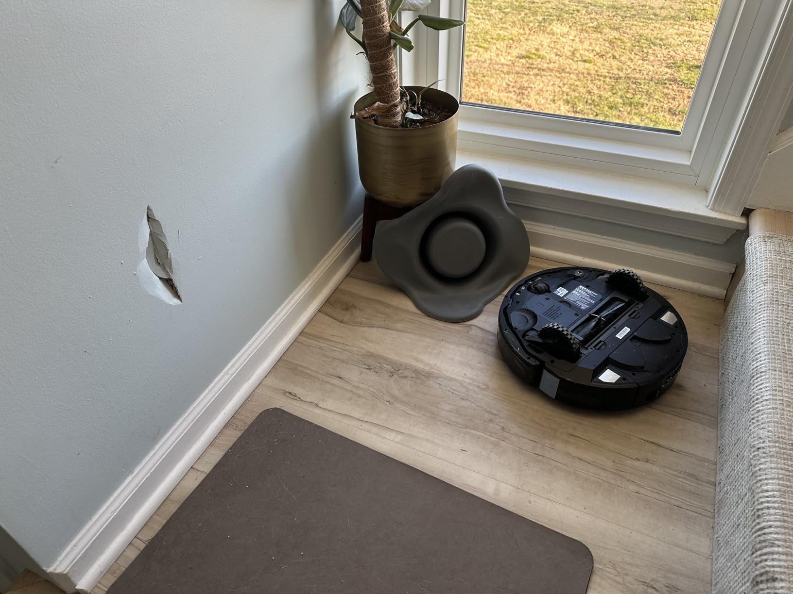 Shark Navigator Robot Vacuum, SmartPath Navigation, Steel Grey, RV2110 customer photo 2