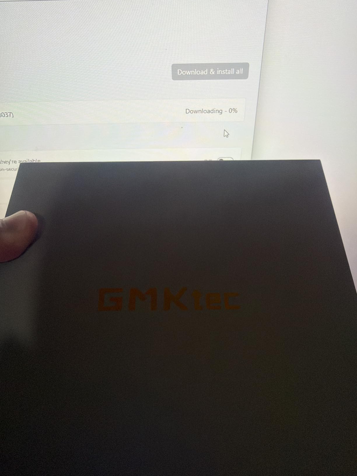 GMKtec AI Mini PC Ryzen Al Max+ 395 (up to 5.1GHz) Mini Gaming Computers customer photo 2