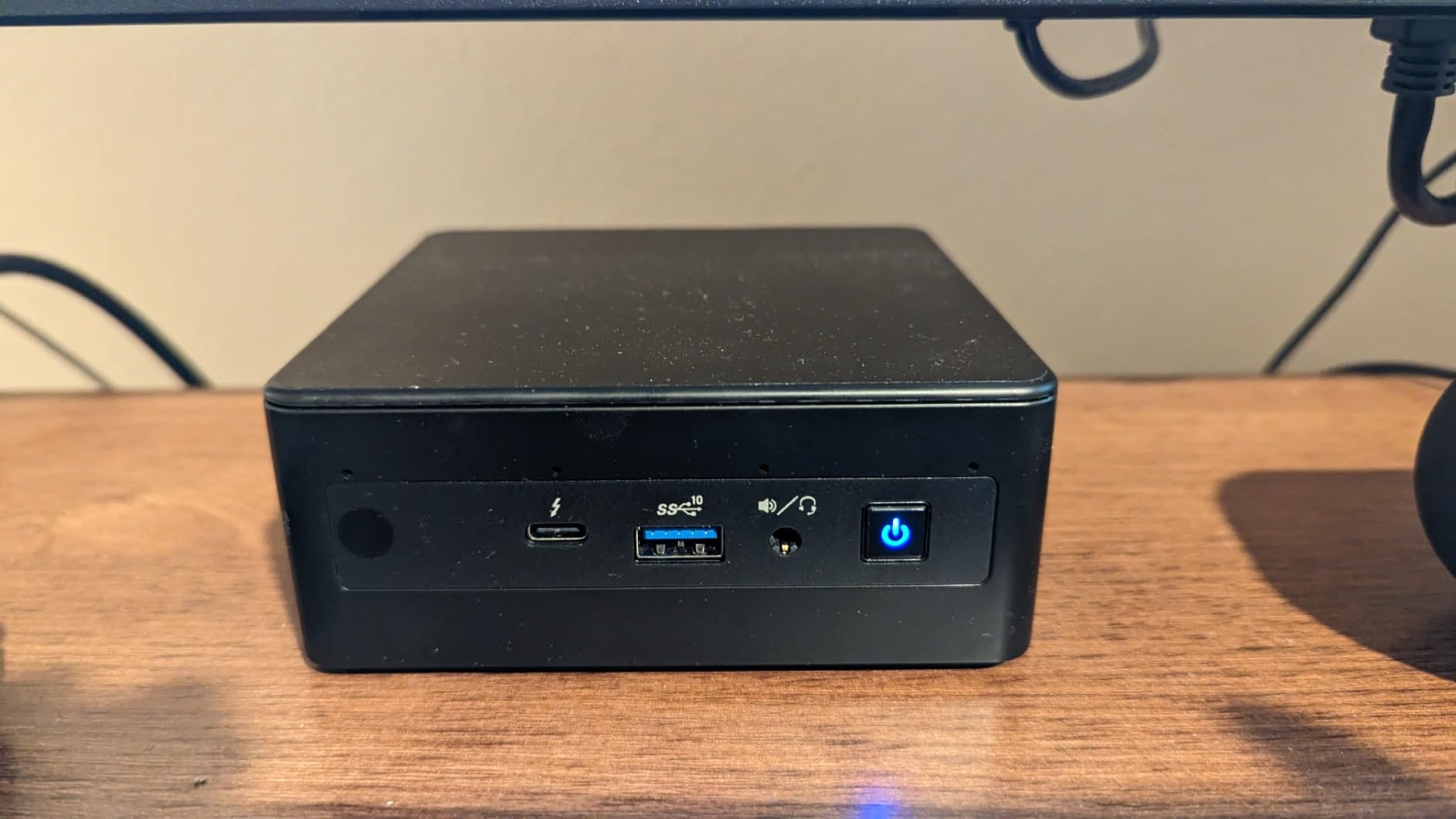 Reatan X8 Mini PC, AMD Ryzen AI 9 HX 470, 48GB DDR5 5600MHz 1TB, OcuLink customer photo 2